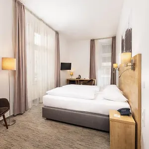 3* Hotel Ring